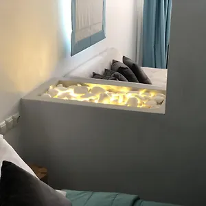 2* Hotel 11